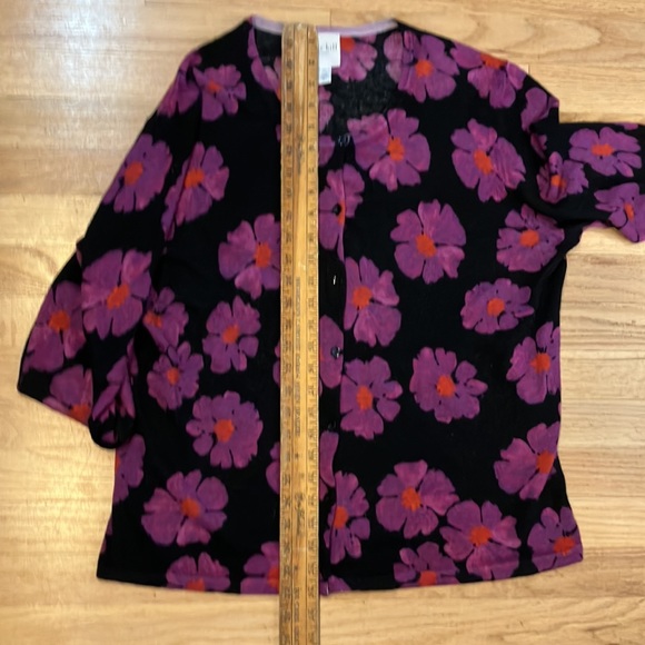 COPY - Gorgeous Kate Hill lambswool lightweight cardigan - Picture 3 of 7